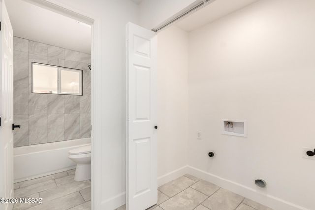 417 S Kenyon Drive, Tucson, AZ 85710