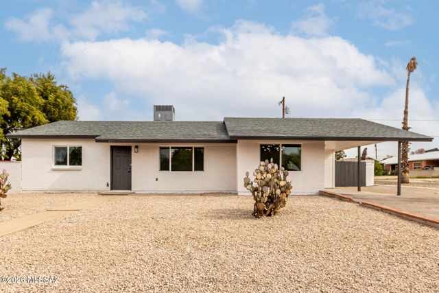 417 S Kenyon Drive, Tucson, AZ 85710