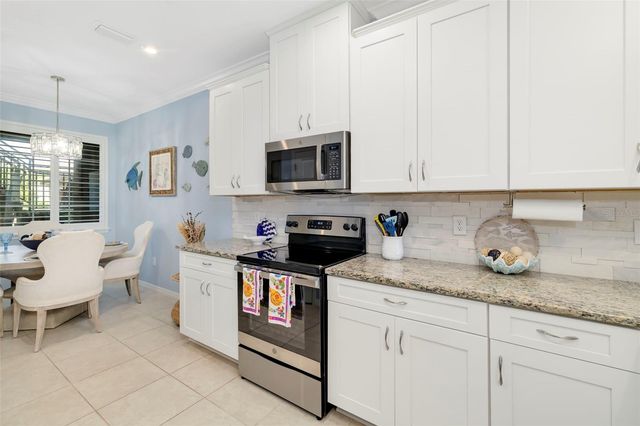 13828 MESSINA LOOP 102, Bradenton, FL 34211