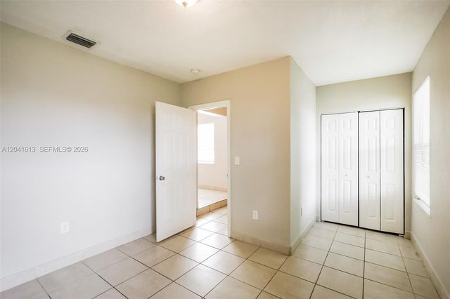 3333 NW 32nd Ct, Lauderdale Lakes, FL 33309