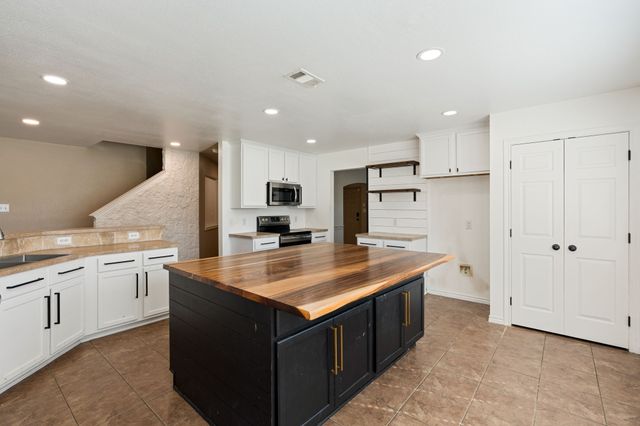 1405 Eagle Point, Royse City, TX 75189