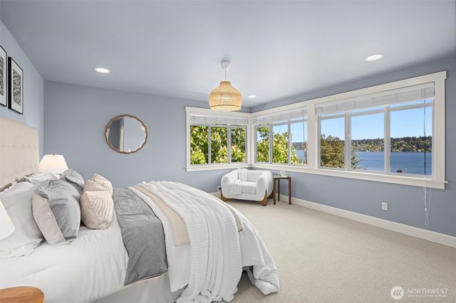 8304 54th Avenue S, Seattle, WA 98118