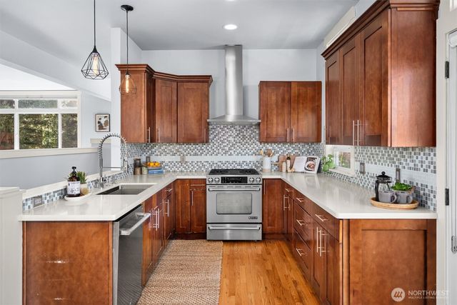 8304 54th Avenue S, Seattle, WA 98118