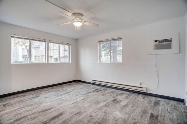 601 Jackson Street NE, Minneapolis, MN 55413