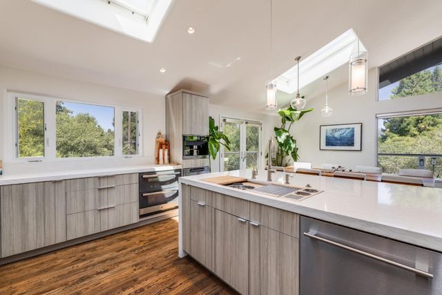 293 Arrowhead Way, Scotts Valley, CA 95066