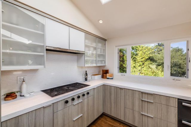 293 Arrowhead Way, Scotts Valley, CA 95066