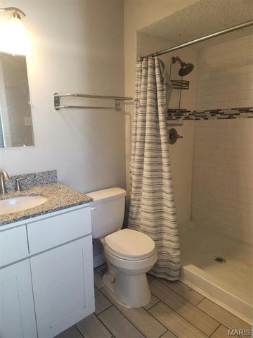 2408 Hidden Meadow Lane, Ballwin, MO 63021