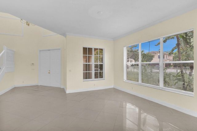 1324 Beacon Circle, Wellington, FL 33414