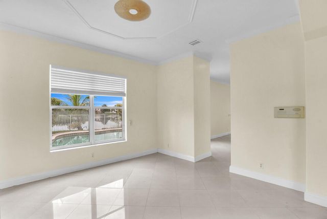 1324 Beacon Circle, Wellington, FL 33414