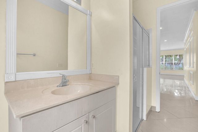 1324 Beacon Circle, Wellington, FL 33414