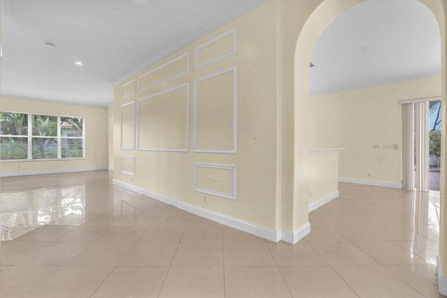 1324 Beacon Circle, Wellington, FL 33414