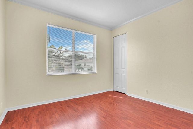 1324 Beacon Circle, Wellington, FL 33414