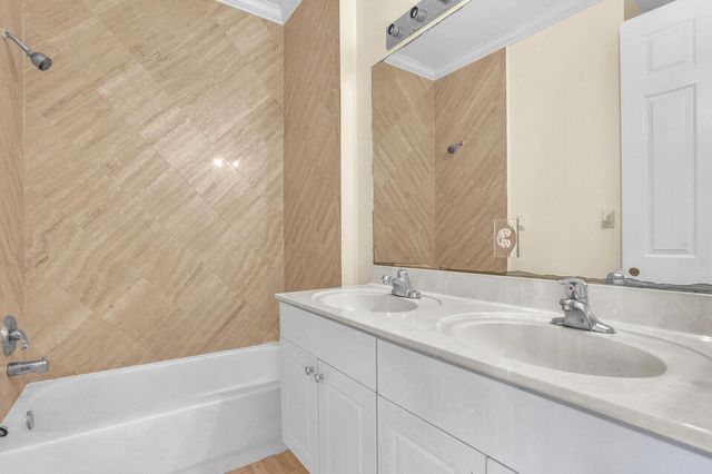 1324 Beacon Circle, Wellington, FL 33414