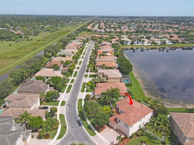 1324 Beacon Circle, Wellington, FL 33414