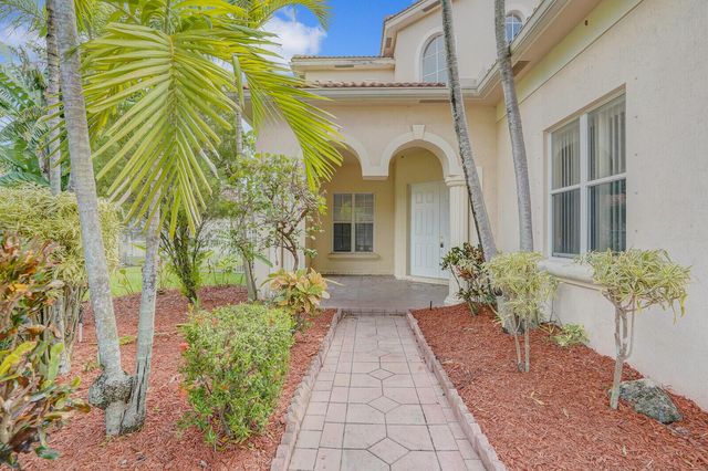 1324 Beacon Circle, Wellington, FL 33414