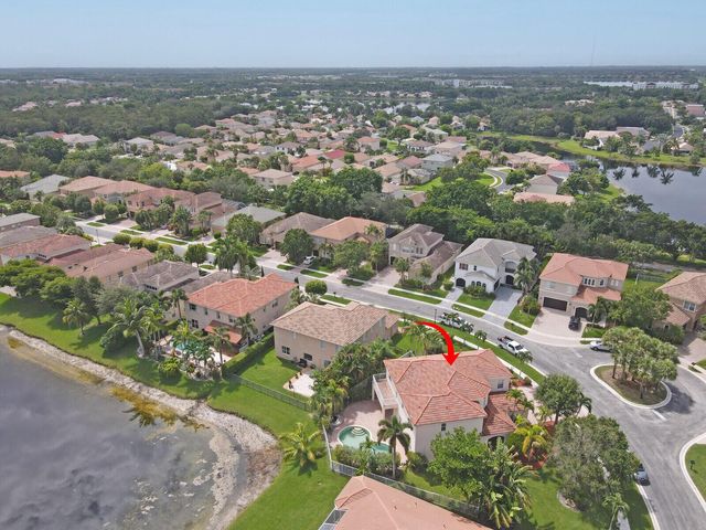 1324 Beacon Circle, Wellington, FL 33414