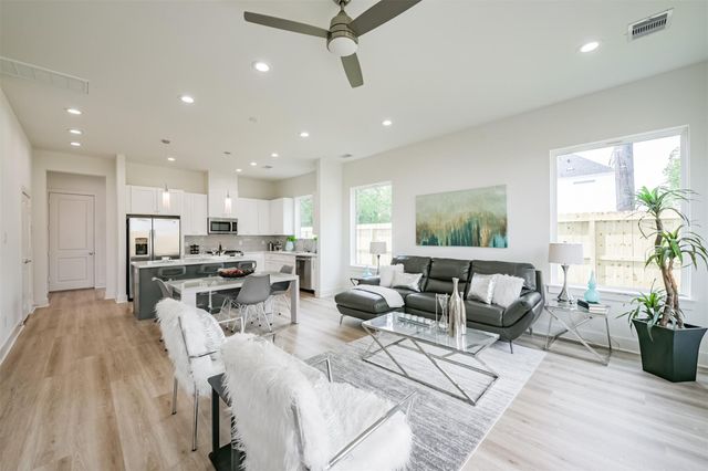 5630 Balbo Street, Houston, TX 77091