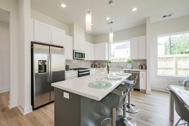 5630 Balbo Street, Houston, TX 77091