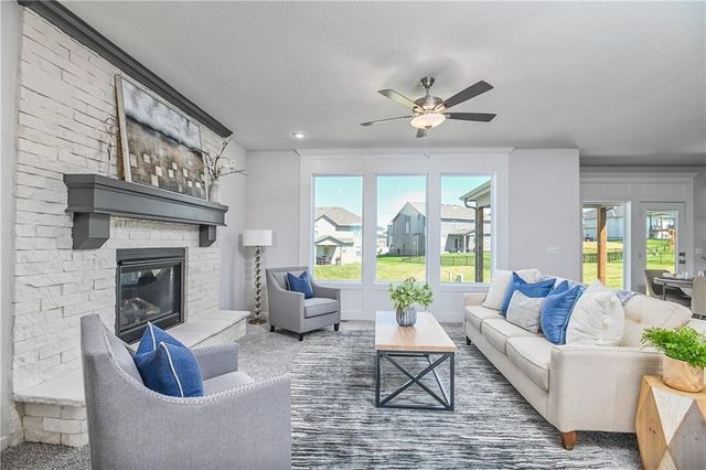 23823 W 59th Terrace, Shawnee, KS 66226