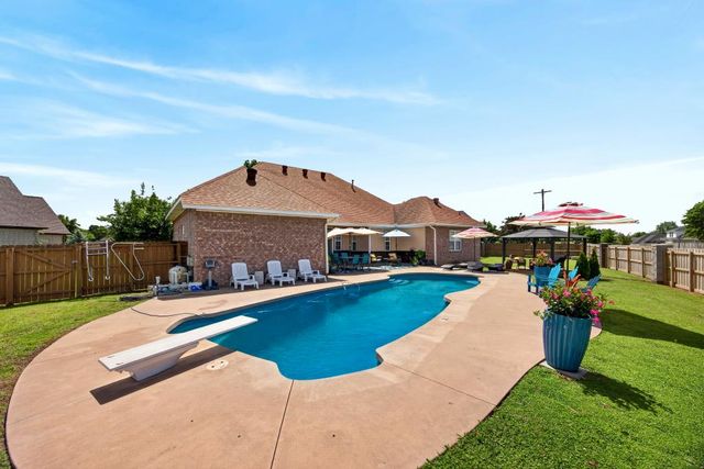 4752 Stonecrest Circle, Springdale, AR 72762