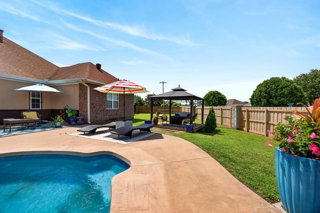 4752 Stonecrest Circle, Springdale, AR 72762