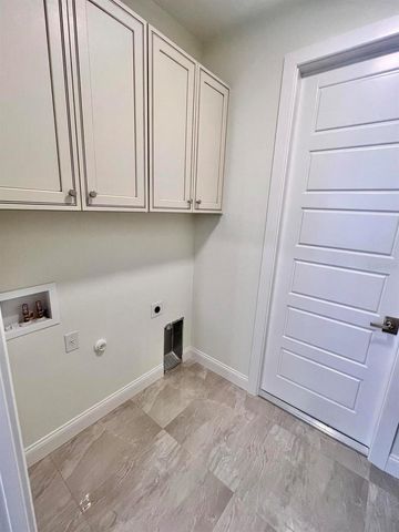 55 ROTONDA CIRCLE, Rotonda West, FL 33947
