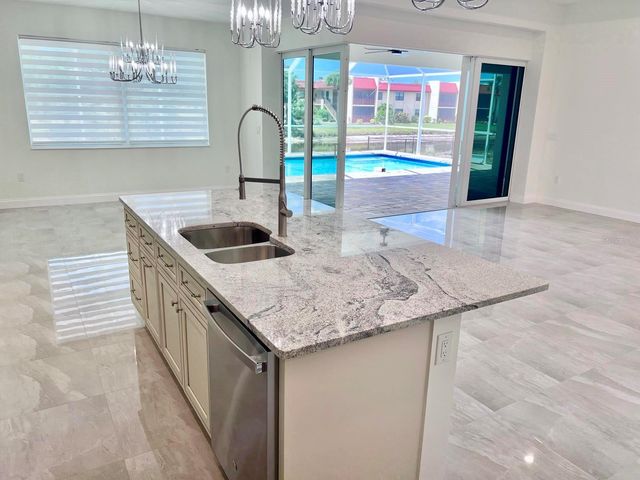 55 ROTONDA CIRCLE, Rotonda West, FL 33947