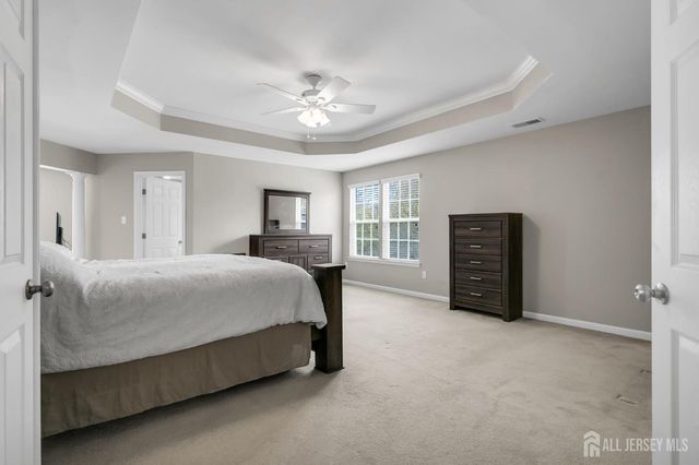 17 Carriage Way, Barnegat, NJ 08005