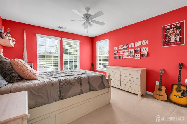 17 Carriage Way, Barnegat, NJ 08005