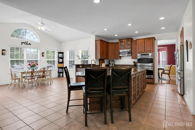 17 Carriage Way, Barnegat, NJ 08005