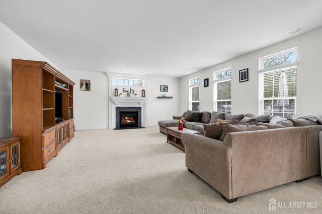 17 Carriage Way, Barnegat, NJ 08005