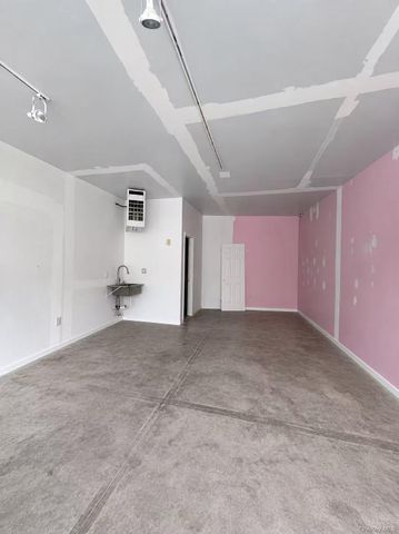 4613 188th Street, Flushing, NY 11358