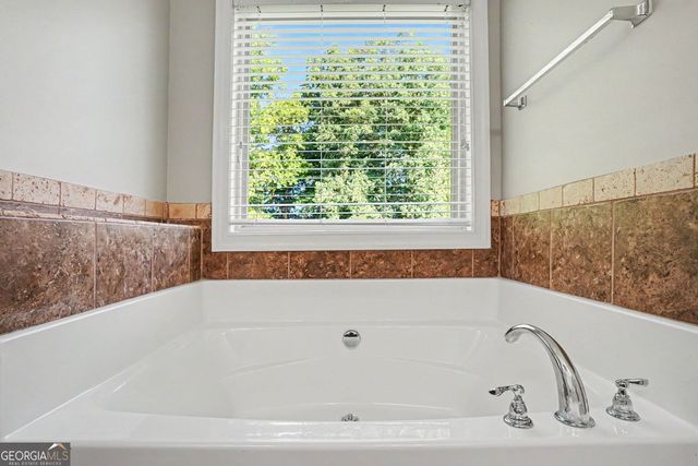 301 Shyre Lake Lane, Mcdonough, GA 30253