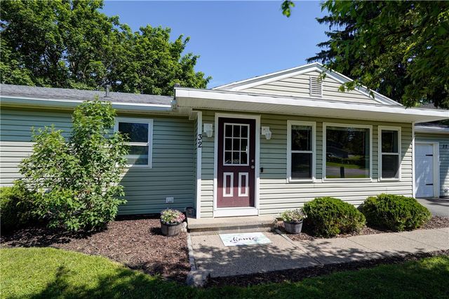 32 New Gate Drive, Henrietta, NY 14467