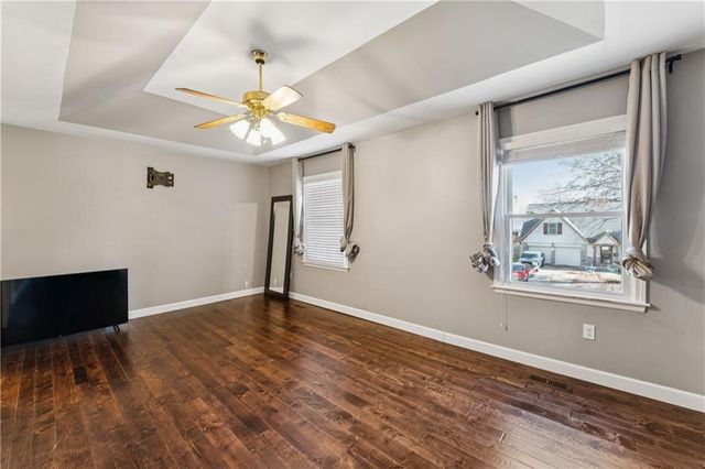 8308 Tomashaw Street, Lenexa, KS 66219