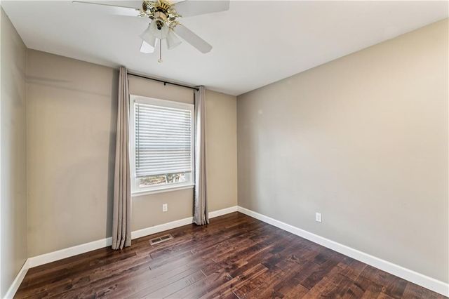 8308 Tomashaw Street, Lenexa, KS 66219