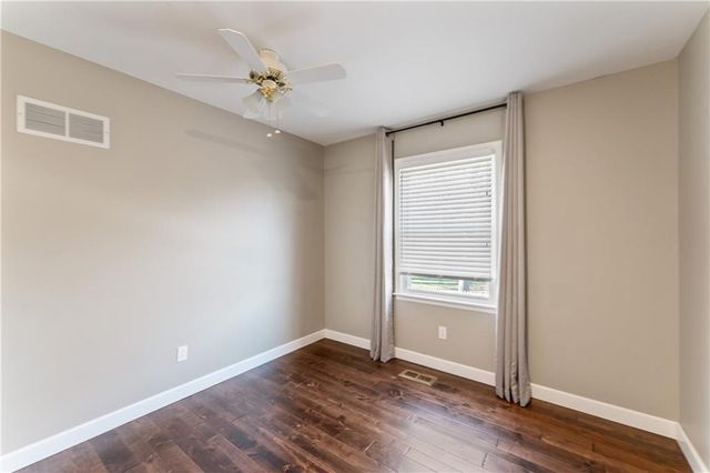 8308 Tomashaw Street, Lenexa, KS 66219