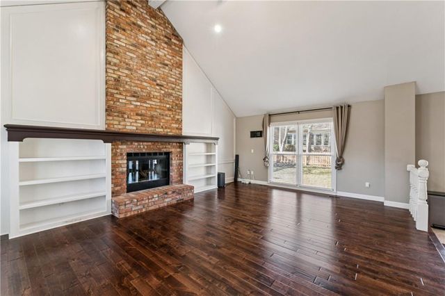 8308 Tomashaw Street, Lenexa, KS 66219