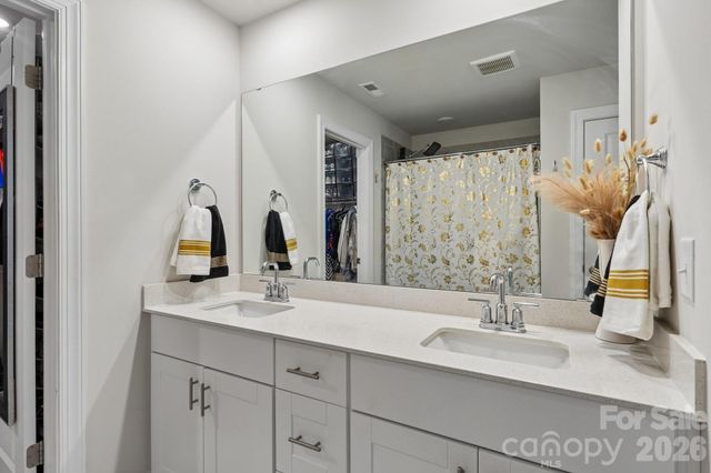 14200 Laughing Gull Road, Charlotte, NC 28278