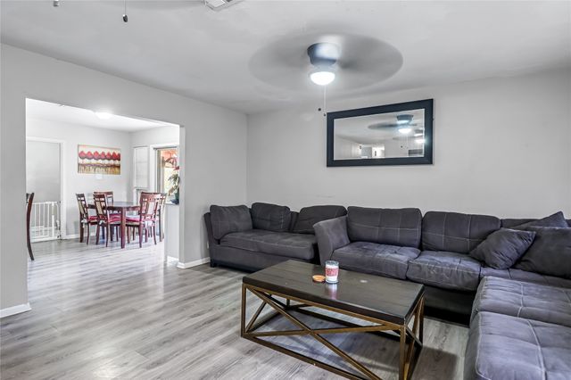 2904 Yates Street, Fort Worth, TX 76133