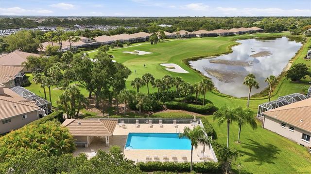 9402 FOREST HILLS CIRCLE, Sarasota, FL 34238