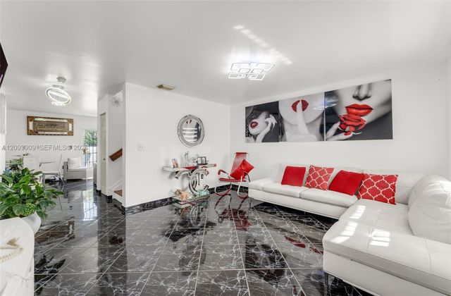 15815 SW 299th Terrace, Homestead, FL 33033