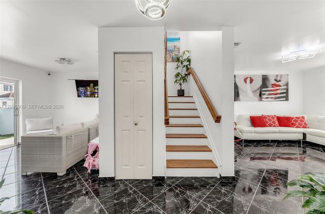 15815 SW 299th Terrace, Homestead, FL 33033