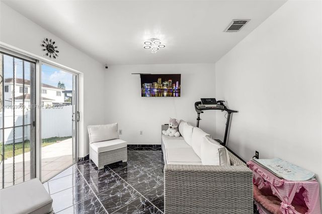 15815 SW 299th Terrace, Homestead, FL 33033