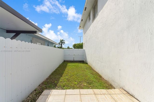 15815 SW 299th Terrace, Homestead, FL 33033