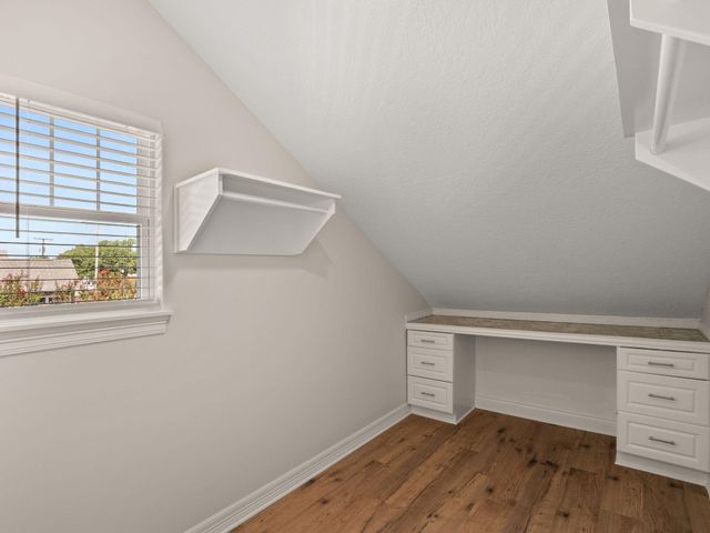 107 EAST NORTH STREET, Leesville, LA 71446