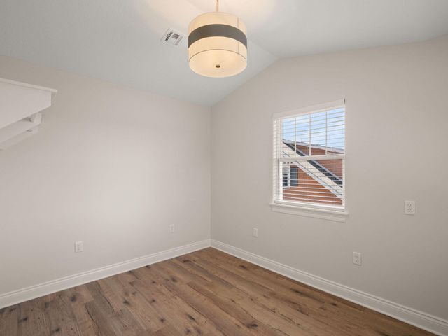 107 EAST NORTH STREET, Leesville, LA 71446