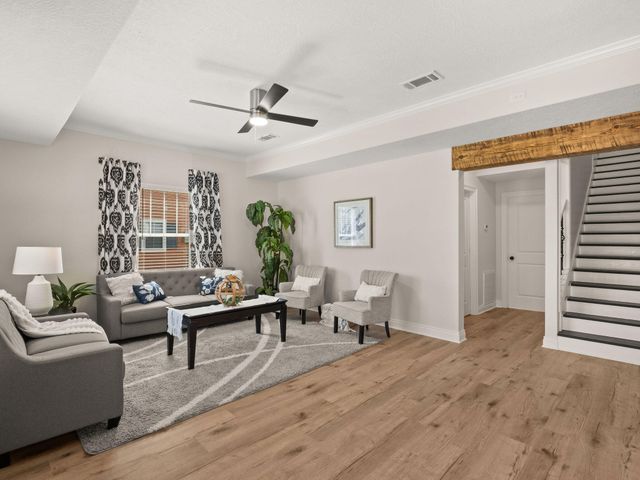 107 EAST NORTH STREET, Leesville, LA 71446