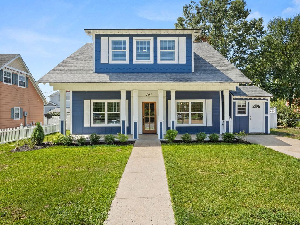 107 EAST NORTH STREET, Leesville, LA 71446