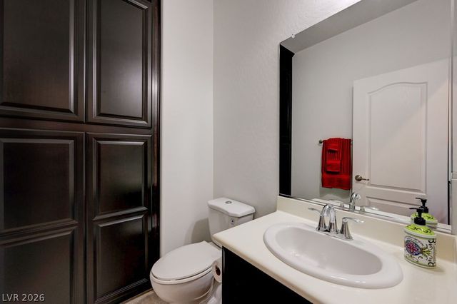 6221 Canterbury Field Road, Las Vegas, NV 89113